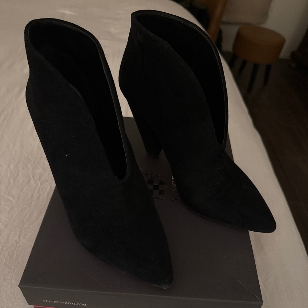 Vince Camutp Bootie Boots